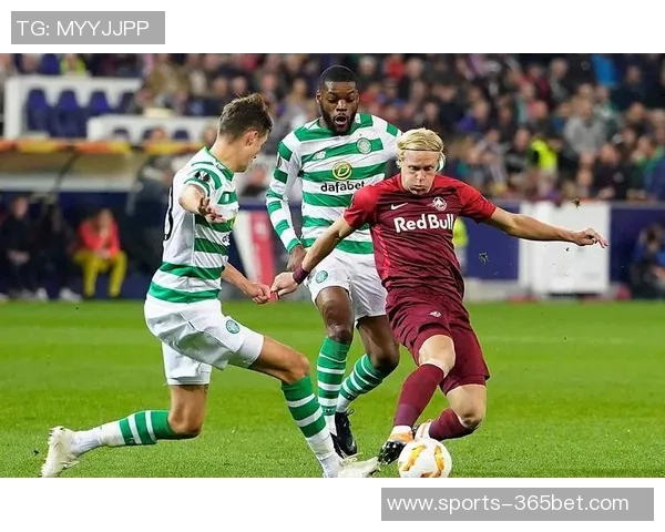 阿拉木图凯拉特门将母亲因年轻外貌走红球迷误以为是姐弟关系 阿拉木图凯拉特门将母亲因年轻外貌走红球迷误以为是姐弟关系