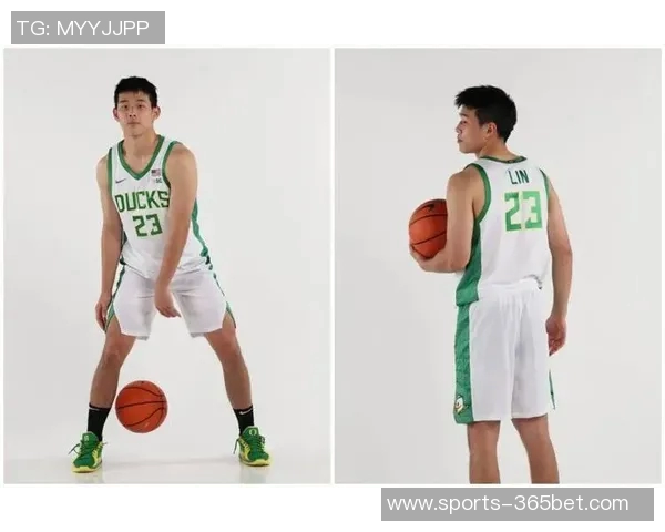 俄勒冈大学现场同曦球迷热情助威林葳标语引发关注 俄勒冈大学现场同曦球迷热情助威林葳标语引发关注