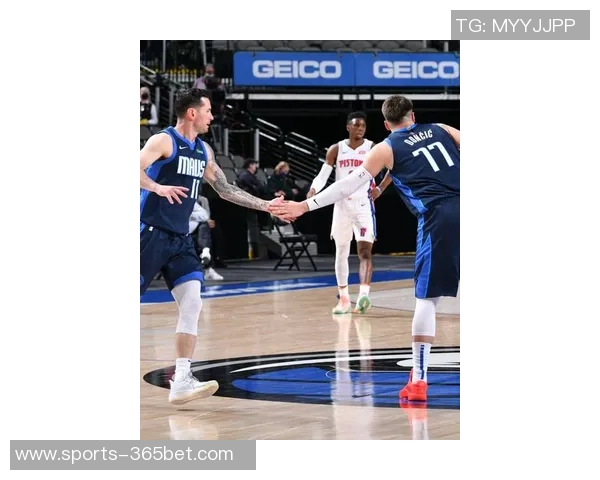 雷迪克确认东契奇将出战对阵太阳比赛里夫斯与斯玛特也将参赛