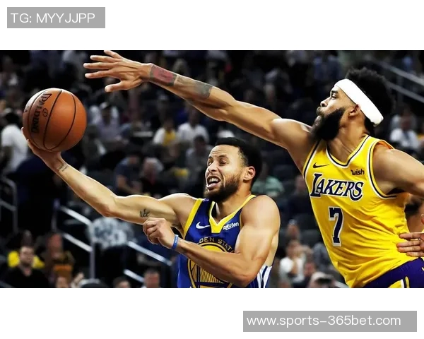 四冠中锋提前备战新赛季展现冠军气质与决心