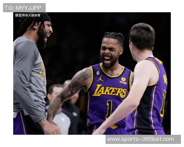 22-23赛季湖人队七名球员现身欧洲纳恩和加布里埃尔引人关注 22-23赛季湖人队七名球员现身欧洲纳恩和加布里埃尔引人关注